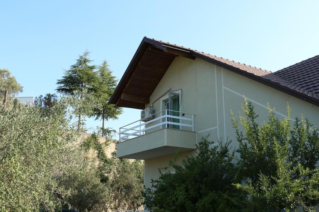 Private Hillside Villa Near Teg Full Privacy Tirana Exterior photo